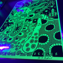 Load image into Gallery viewer, Alien Clown #01 (Open Edition Glow-in-the-dark Poster Print)
